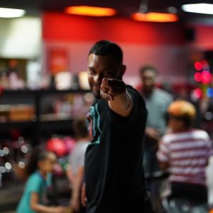 Meet your Posher, Cesar